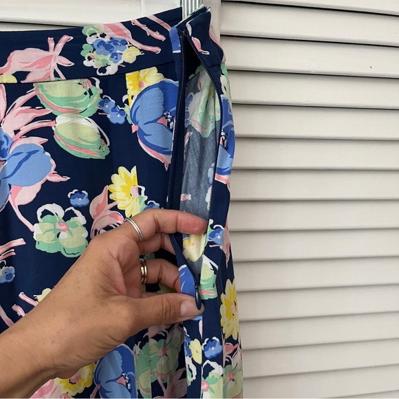 Talbots navy blue floral multicolored print midi skirt, Size 8 - Picture 4 of 8